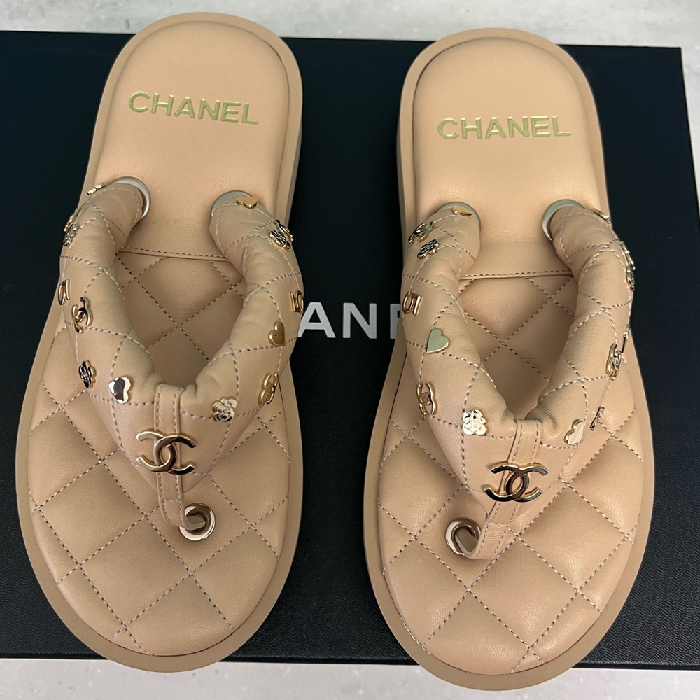 CHANEL CHARMS SANDALS SIZE 36C